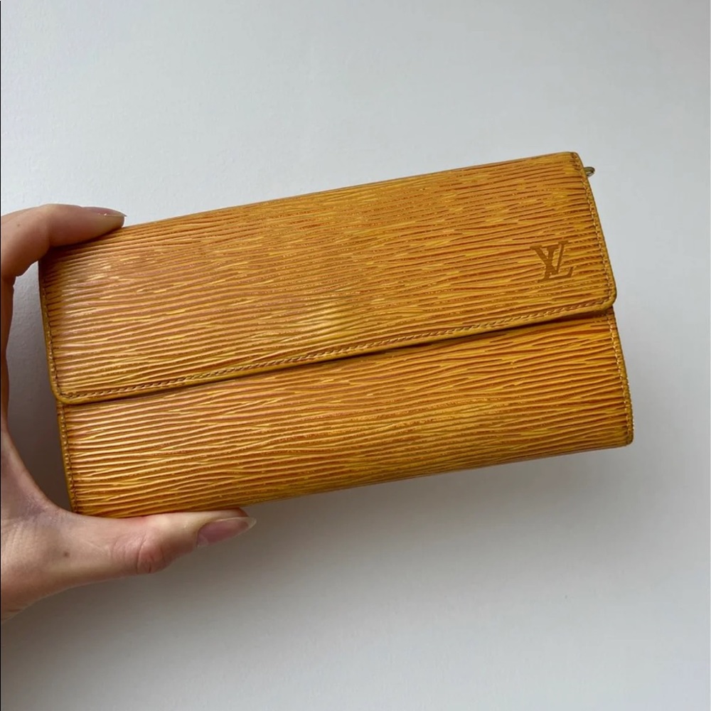 Louis Vuitton Epi Wallet